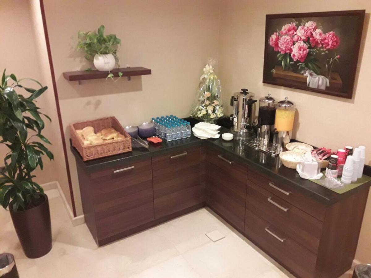 Suite Inn Hotel Rijad Zewnętrze zdjęcie